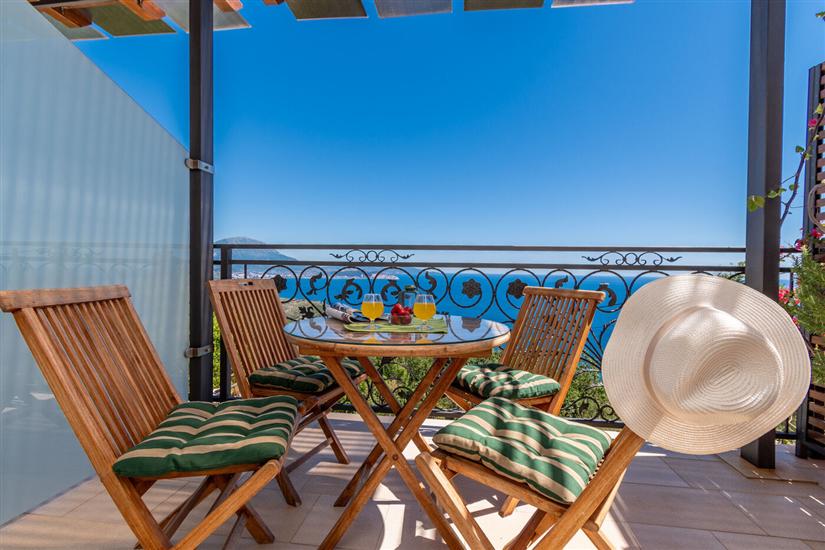 Apartment A3, for 5 persons