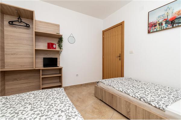 Apartment A4, for 5 persons