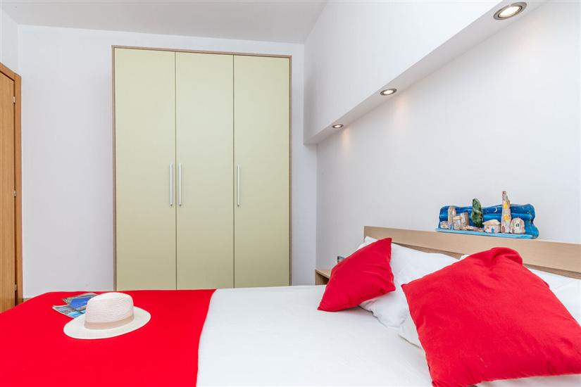 Apartment A4, for 5 persons