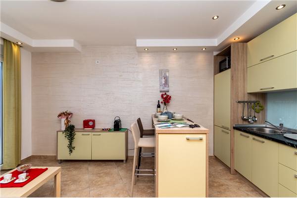 Apartment A4, for 5 persons