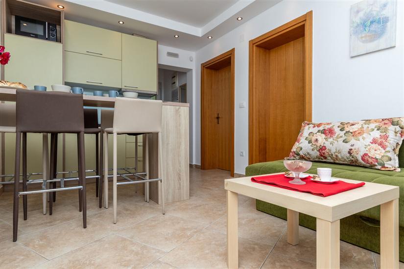Apartment A4, for 5 persons