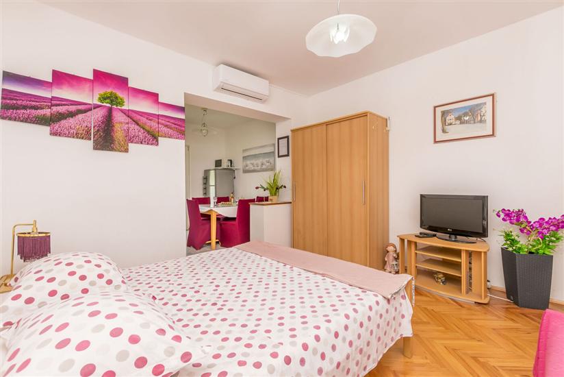 Apartment A3, for 5 persons
