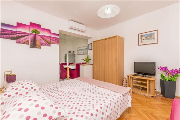 Apartment A3, for 5 persons