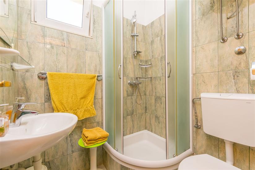 Apartment A3, for 5 persons