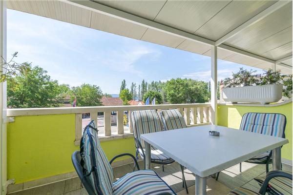 Apartment A3, for 5 persons