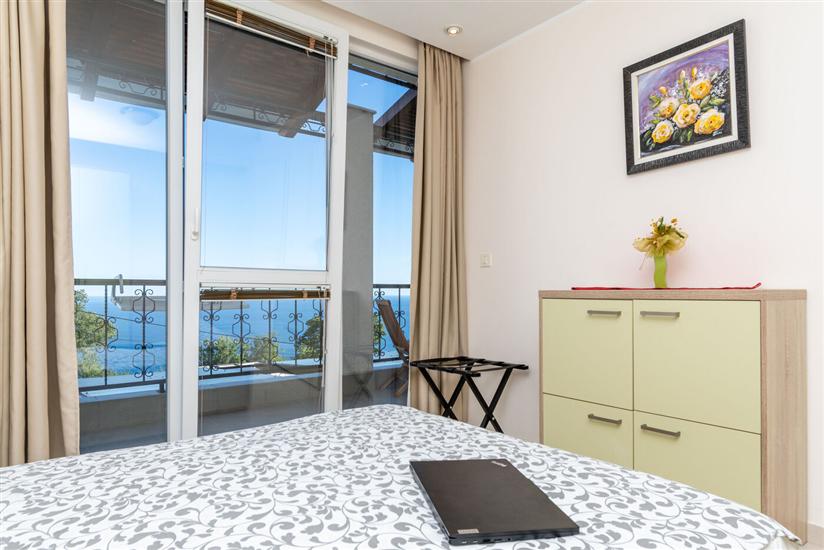 Apartment A6, for 3 persons