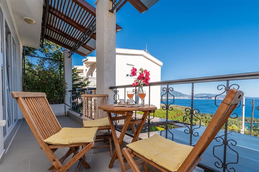 Apartment A6, for 3 persons