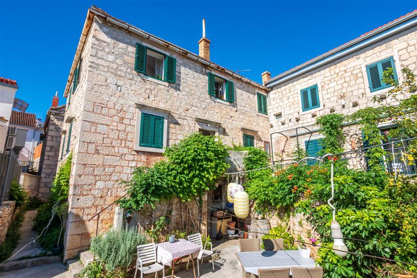 Appartement Stonehouse Near Sea