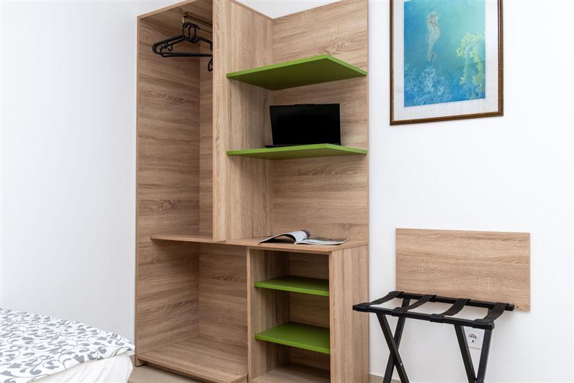 Apartment A8, for 5 persons