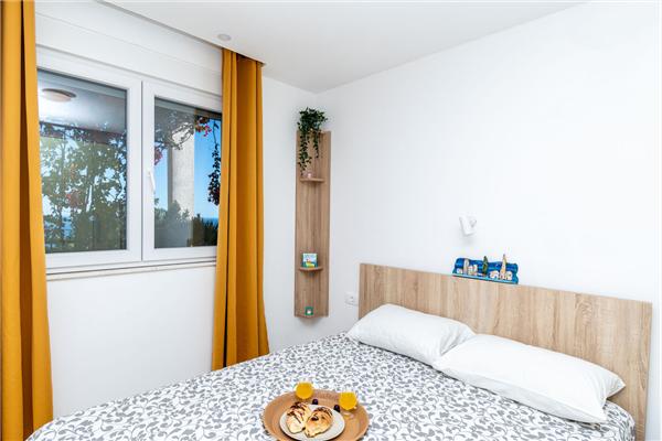 Apartment A8, for 5 persons