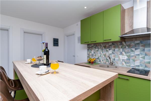 Apartment A8, for 5 persons