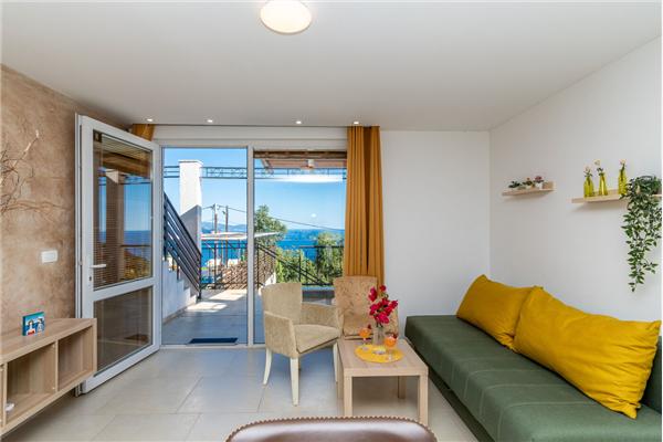 Apartment A8, for 5 persons