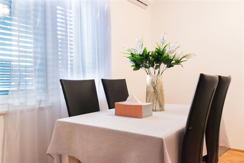 Apartment A1, for 4 persons