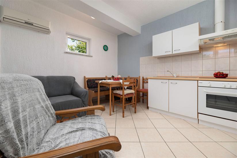 Apartment A1, for 4 persons
