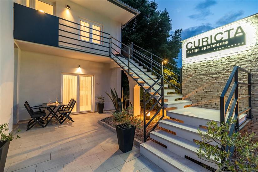 Apartamenty Curicta