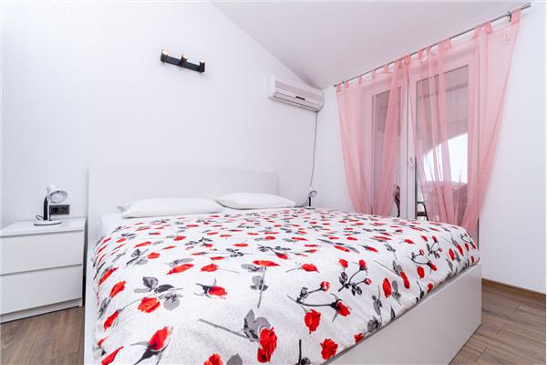Apartment A7, for 2 persons
