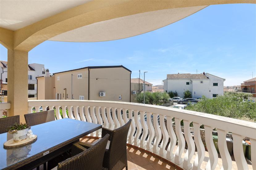 Apartment A5, for 4 persons