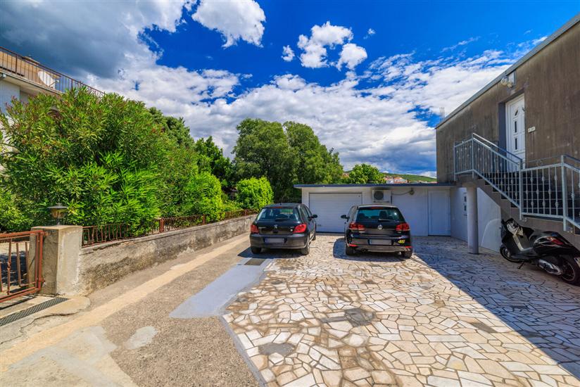 Apartments Andrijanic