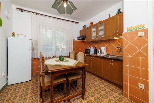 Apartment A1, for 4 persons