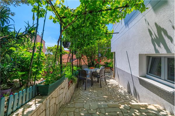 Apartment A1, for 4 persons