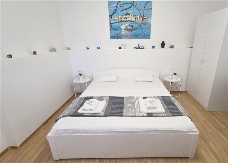 Apartment A1, for 3 persons