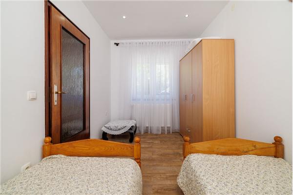 Apartment A4, for 8 persons