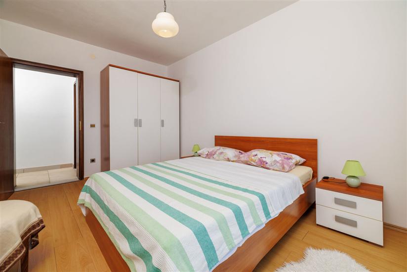 Apartment A4, for 8 persons