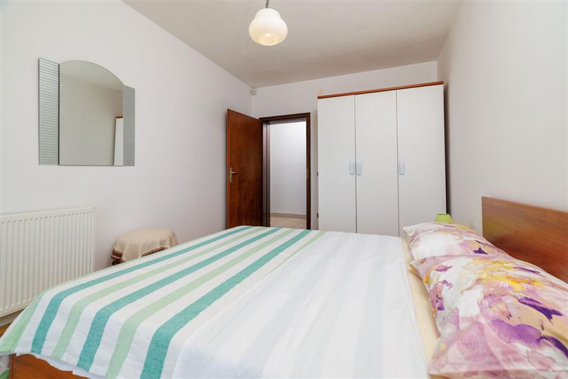 Apartment A4, for 8 persons