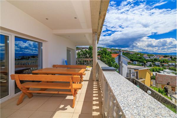 Apartment A4, for 8 persons