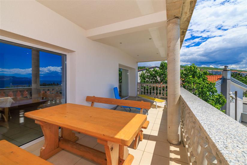 Apartment A4, for 8 persons