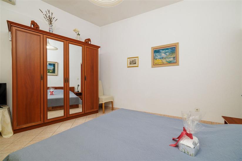 Apartment A5, for 2 persons