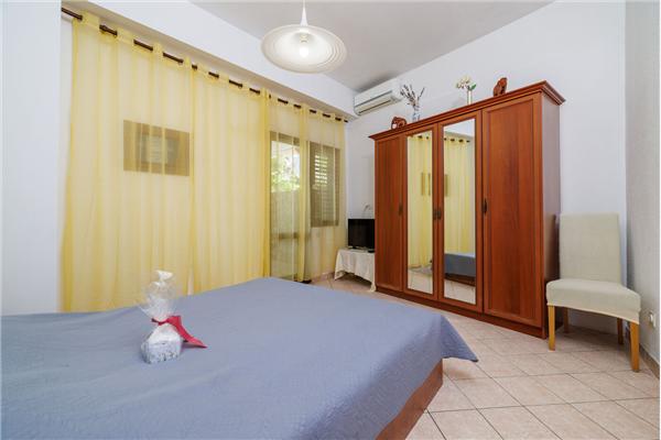 Apartment A5, for 2 persons