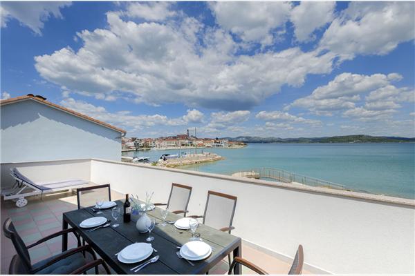Apartment A1, for 7 persons