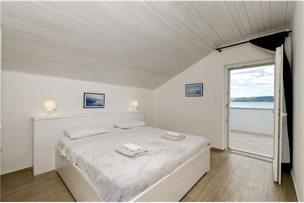 Apartment A1, for 7 persons