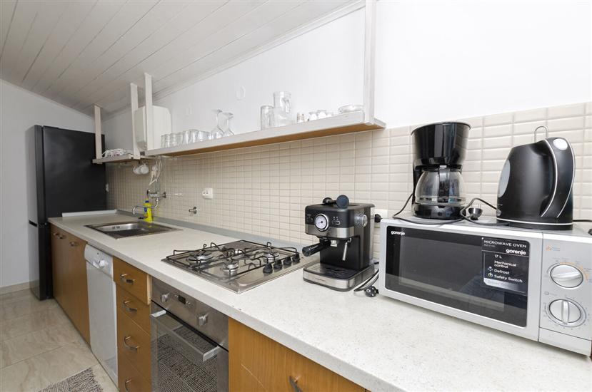 Apartment A1, for 7 persons