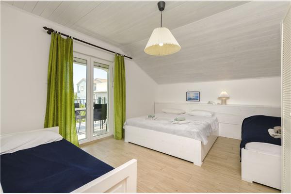 Apartment A1, for 7 persons