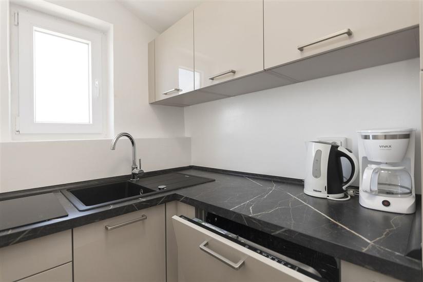 Apartment A1, for 5 persons