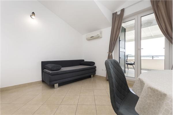 Apartment A1, for 5 persons