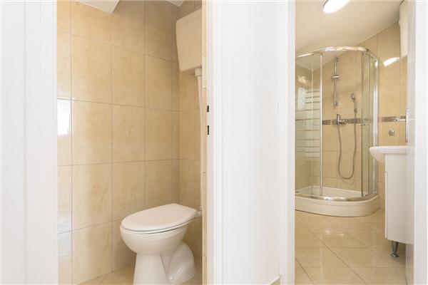 Apartment A1, for 5 persons
