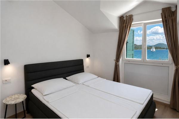 Apartment A1, for 5 persons