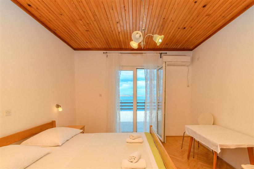 Apartment A1, for 6 persons