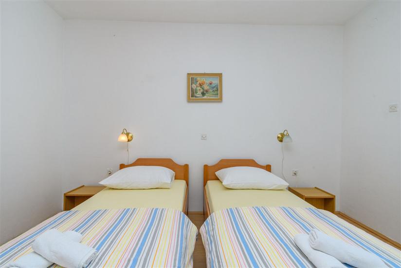 Apartment A1, for 6 persons