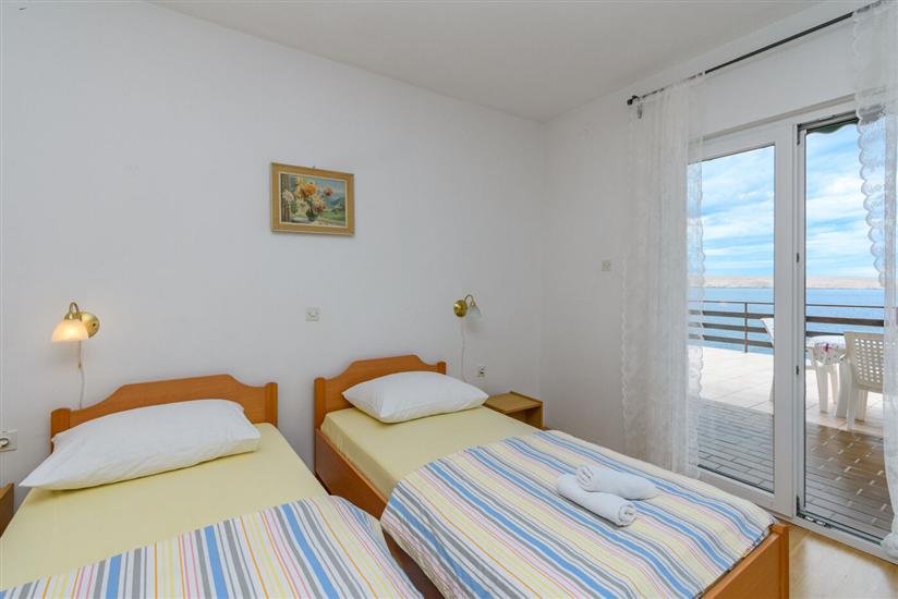 Apartment A1, for 6 persons