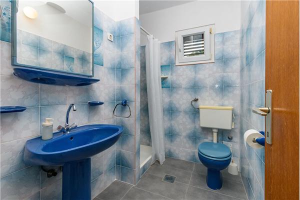 Apartment A1, for 6 persons