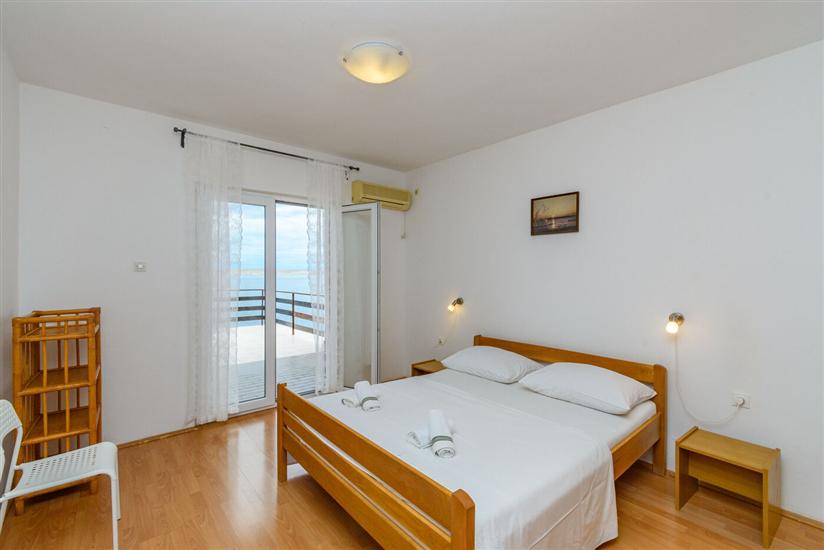 Apartment A1, for 6 persons