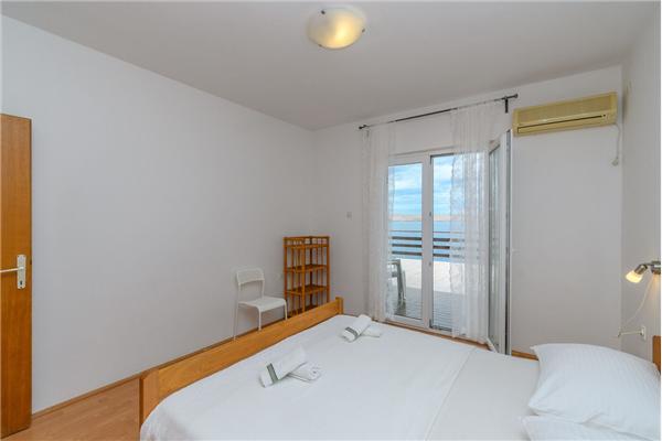 Apartment A1, for 6 persons