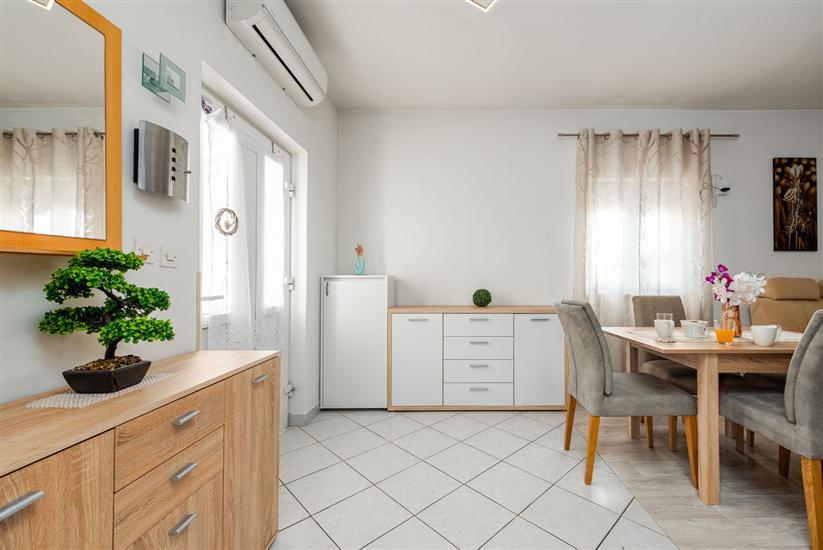 Apartment A6, for 4 persons