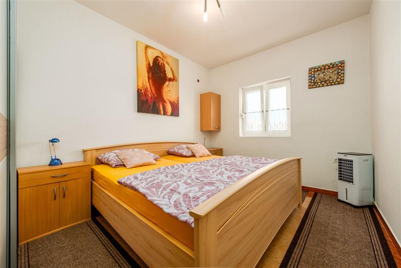 Apartment A6, for 4 persons