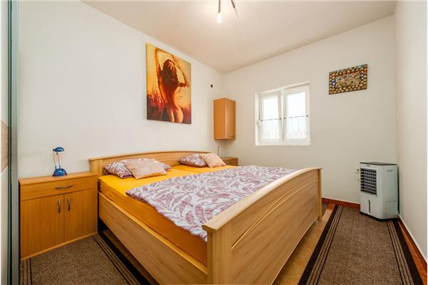 Apartment A6, for 4 persons