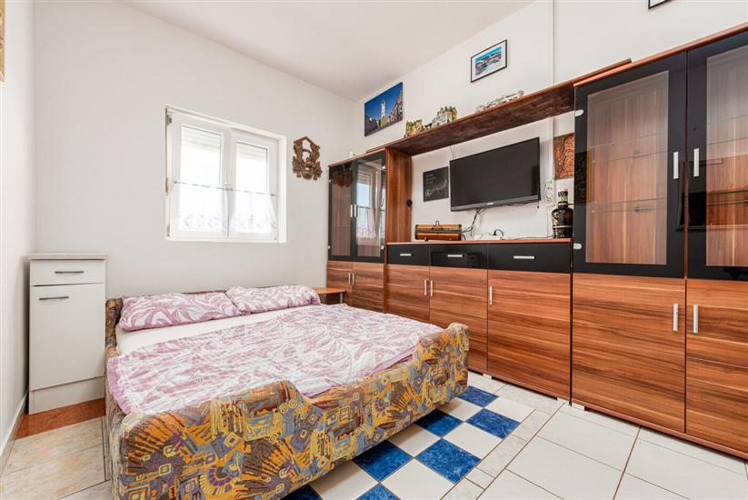 Apartment A6, for 4 persons